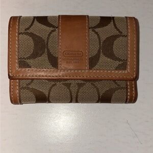 Vintage Coach Signature Tan Jacquard leather trim tri-fold wallet EUC